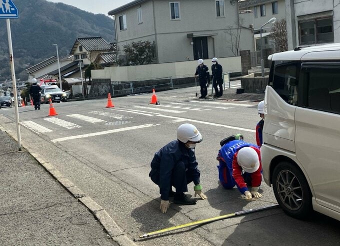 横断歩道を渡っていた70代男性が車にはねられる　男性は意識不明の重体　乗用車運転の男を逮捕　広島市安佐北区|TBS NEWS DIG