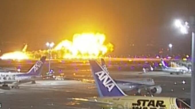 羽田空港衝突事故で大混雑　搭乗予定の飛行機が欠航も…「預けた荷物は着払いで自宅へ発送」　空港スタッフ機転を利かせた対応…活用したモノとは？　|　BSSニュース | BSS山陰放送