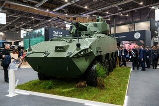 チェコの防衛企業が250億ユーロの評価で価格設定検討－新規株式公開| TBS CROSS DIG with Bloomberg