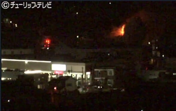 【火事】「裏の家が燃えている」と通報…富山市西長江2丁目付近の住宅密集地　消防車10台以上が活動中　|　富山のニュース｜天気・防災｜チューリップテレビ