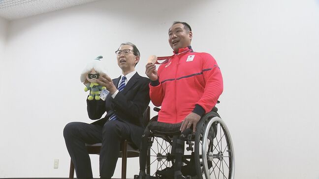 「応援嬉しかった」パラリンピック銅メダル　鈴木猛史選手が知事に報告　福島|TBS NEWS DIG