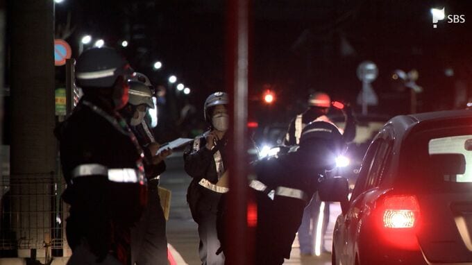 “ごみ当番”の親子２人死亡はひき逃げか　発見時間帯に合わせ、警察が検問　情報提供呼びかけ＝静岡県警|TBS NEWS DIG