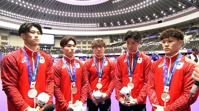 体操男子団体は3大会連続の銀メダル、橋本大輝「素直に悔しい」岡慎之助「とても心強いチームメイト」【アジア大会】|TBS NEWS DIG