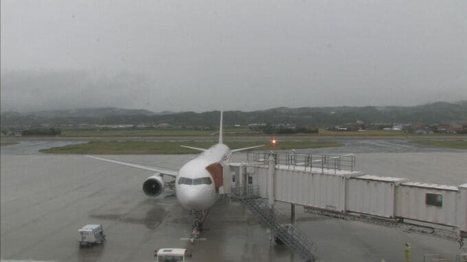 台風６号の影響で空の便にも乱れ　3日は羽田空港発着便に多く欠航出る可能性　ANA・JAL便の欠航など影響見通しは？（2日午後4時時点）|TBS NEWS DIG