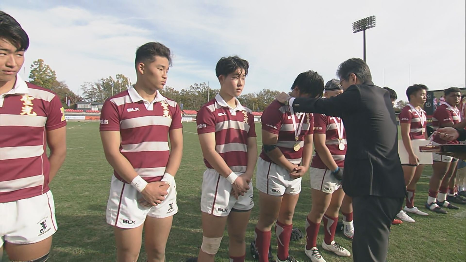 福島聖光学院ラグビー部　上XL 下3XL ヤッケ上下　リバーサル　赤　厚手 強くなって花園に」福島県高校ラグビー決勝 聖光学院が大会連覇 | 福島