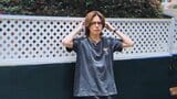 【 Number_i ・神宮寺勇太 】 「LAプライベートショット」ランチ後のリラックス表情とシンプルコーデに反響 「ランチの後のオフショ最高じゃん」「ナチュラルなのにめちゃくちゃカッコいいね」などの声|TBS NEWS DIG