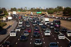 テスラを調査中の米運輸当局、人員４％削減－連邦職員解雇の一環| TBS CROSS DIG with Bloomberg