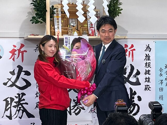 【開票結果】郡山市長選で新人・椎根健雄氏（48）が初当選　県内最年少首長に　約5万4000票獲得　福島|TBS NEWS DIG