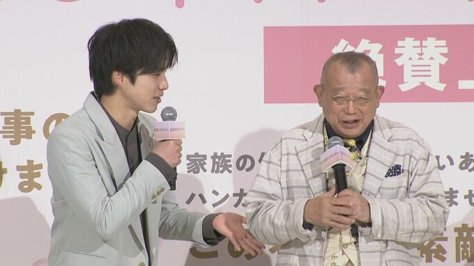 【笑福亭鶴瓶】WEST.重岡に「シゲもだんだん俺に似てきとんねん」 映画撮影での居眠りエピソードも告白|TBS NEWS DIG