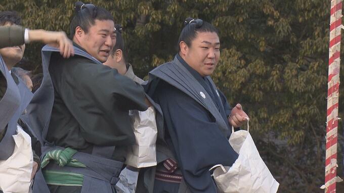 「一番のライバルは誰ですか？」故郷で子どもたちから質問が…大相撲・大波3兄弟が餅つき、豆まきで交流　福島　|　福島のニュース│TUF