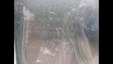 窓ガラスにクマとみられる動物の足跡 強い力で寄りかかったか ドアが外れる 自治体や警察が警戒 北海道標津町 | 北海道のニュース|HBC北海道放送