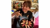 【 川﨑麻世 】 友人送別会で握った寿司に「ん〜美味い!」の歓声 豊洲市場の魚で職人級の腕前披露|TBS NEWS DIG