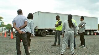 10月のアメリカ求人件数は774.4万件　市場予想上回る増加も賃金インフレ再燃につながる可能性は低い| TBS CROSS DIG with Bloomberg