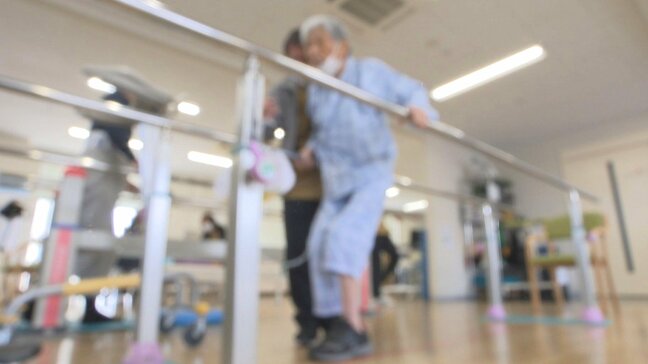 “しりもち”で寝たきりに? 知らぬ間に進行する「骨粗しょう症」 医師が教える予防と対策|TBS NEWS DIG