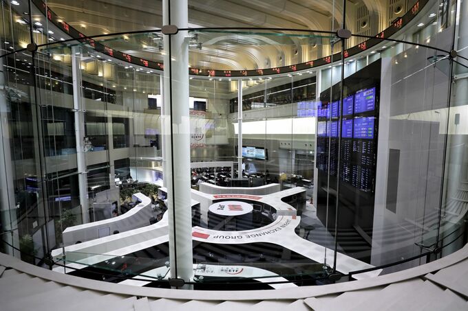 日本株は下落、米関税政策の懸念再燃－自動車など輸出関連中心に売り