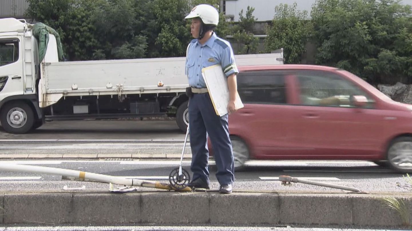 中央分離帯を越えてきたトラックを避けようとして対向車と正面衝突　助手席の女性（21）が死亡し男性2人が軽傷
