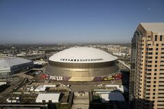 厳戒態勢の「スーパーボウル」、トランプ氏観戦予定で当局が警備強化| TBS CROSS DIG with Bloomberg