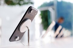 アップル、2027年春に第2世代「iPhone Air」投入－2眼カメラ採用へ| TBS CROSS DIG with Bloomberg
