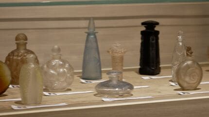 1910年に手掛けた香水の瓶など ジュエリー作家・ガラス工芸家 ルネ