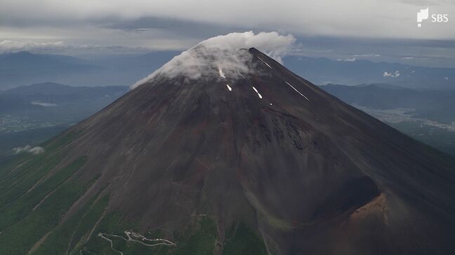 「体温低下で動けない」富士山大砂走り下山中の女性救助 SNSで知り合った人と初の登山中はぐれる=静岡県警|TBS NEWS DIG