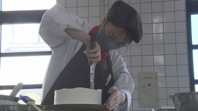 パティシエを目指す学生が感謝のケーキ作り　大分市の専門学校でコンテスト開催|TBS NEWS DIG