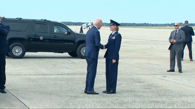 バイデン大統領　新型コロナ陰性を確認　G20に向けて出発|TBS NEWS DIG