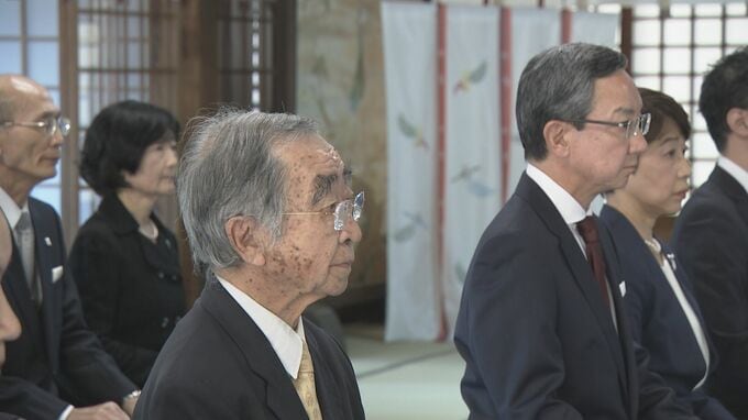 前田家当主34年ぶりに交代 長男・利宜氏へ継承 生前の交代は157年ぶり|TBS NEWS DIG