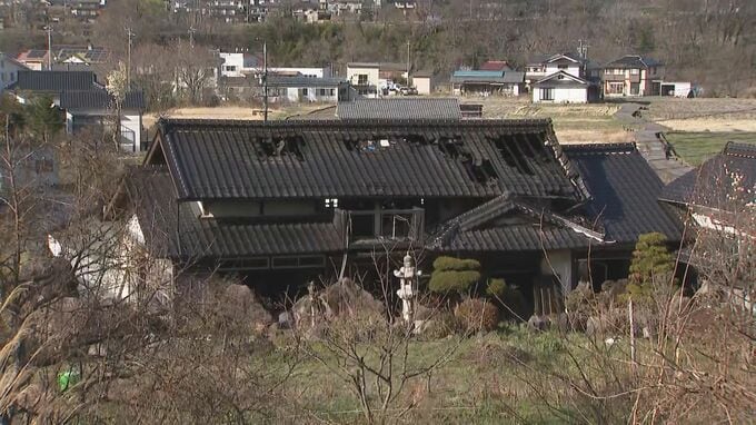 「すごい勢いで煙が上がっていた」東御市で木造2階建ての住宅が焼ける　1人が遺体で見つかる　警察が身元の確認進める　長野　|　SBC NEWS | 長野のニュース | SBC信越放送