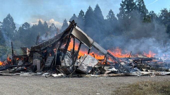 山荘で火事 けが人確認されず 石川・白山市の白峰地区|TBS NEWS DIG