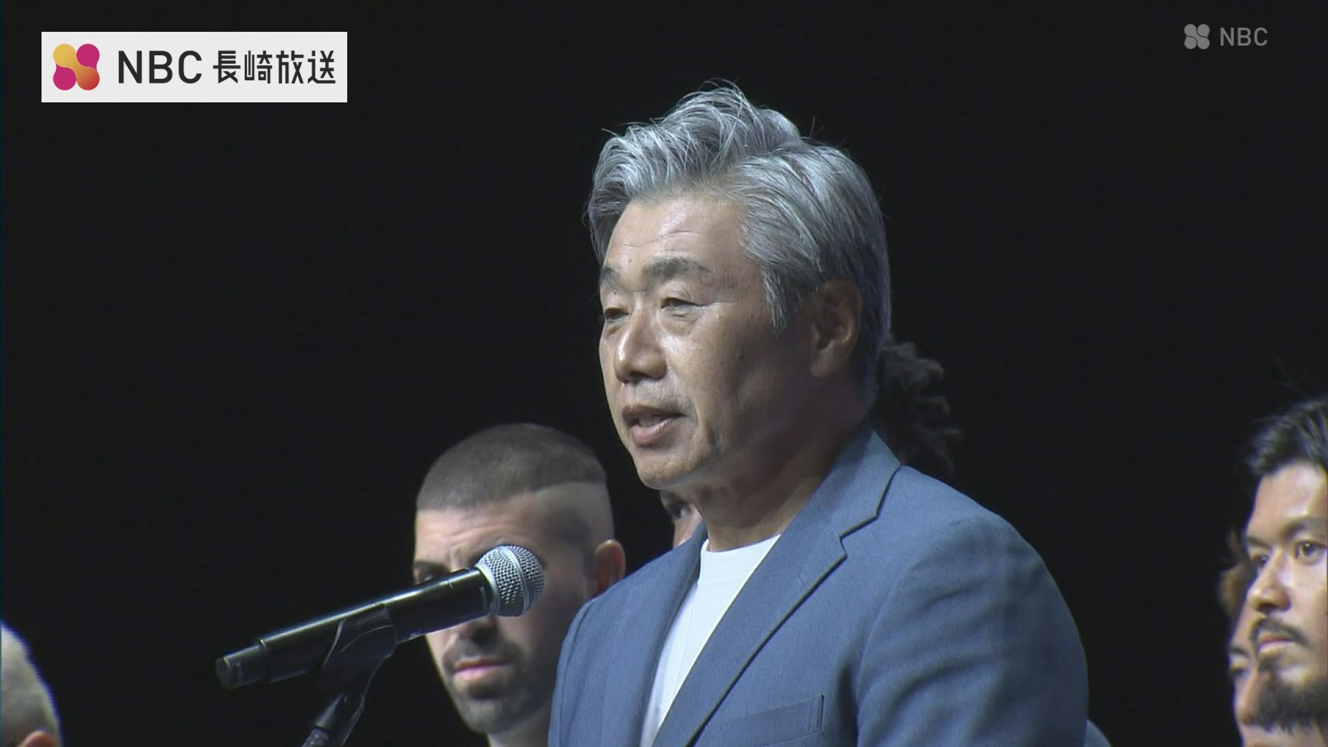 やまこは隊長 6日にはパレードも！サッカーV・ファーレン長崎がJ1昇格パーティー