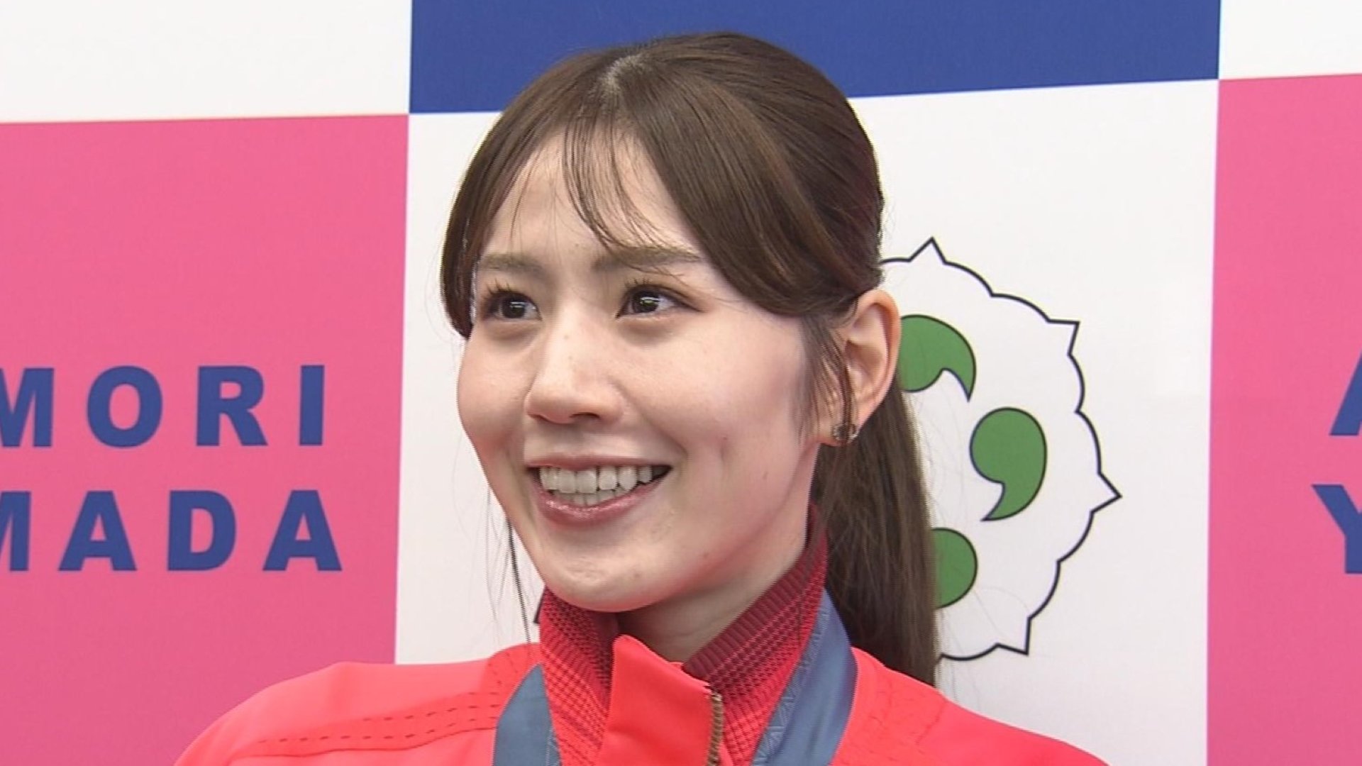 志田千陽選手が“女神の笑顔”で母校を訪問「ここで鍛えてもらった成果が
