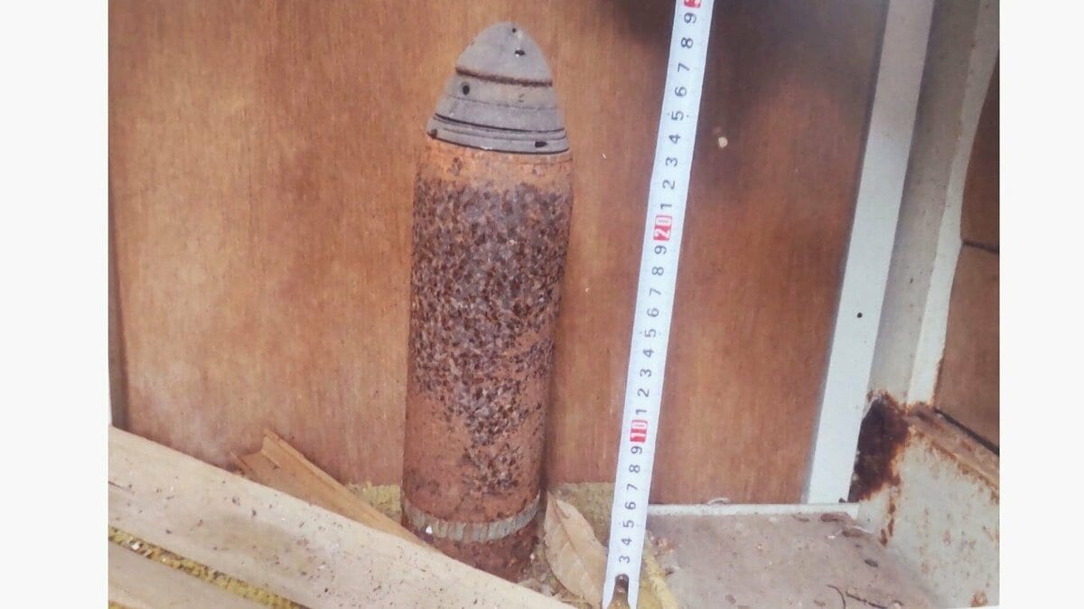 １００式曳光自爆榴弾弾薬筒（ボール紙）当時物　珍品 100式曳光自爆榴弾弾薬筒（ボール紙）当時物 珍品 100式曳光自爆