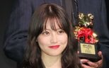【 今田美桜 】 「ダークな役にも挑戦してみたい」 「anan AWARD」授賞式で意気込みを語る|TBS NEWS DIG