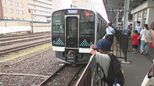 ＪＲ東日本の新型車両「Ｅ１３１」系を公開　鉄道ファンなどで賑わう　長野・松本市　|　SBC NEWS | 長野のニュース | SBC信越放送