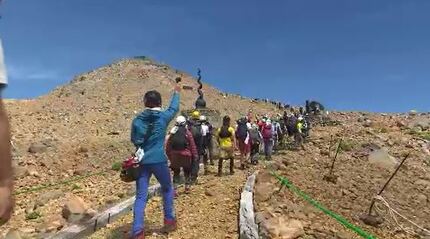 月末セール(10月末迄) 古伊万里　肥蝶山　(５客) 噴火前に近づきうれしい」 御嶽山の登山道・八丁ダルミの規制解除 2014