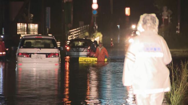 鹿児島県で土砂崩れ　道路で通行止め　被害まとめ　線状降水帯発生（10日午前0時現在・大雨情報）|TBS NEWS DIG