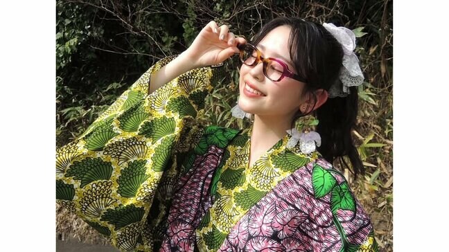 【 キンコン梶原の長女・梶原叶渚 】 「テンションあがりました」 “ めがねのまちさばえSDGsフェス ”　赤いメガネで華やかな着物姿|TBS NEWS DIG