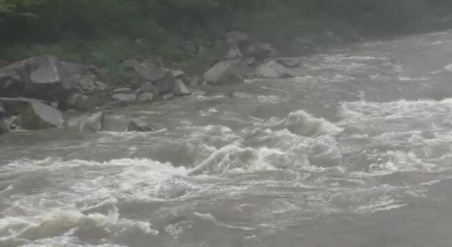 茶色く濁った水が激しく流れて…長野・木曽町に「レベル4土砂災害危険警報」9日夜遅くにかけて大気の状態が非常に不安定の見込み…特急「しなの」始発から長野と松本の間の折り返し運転|TBS NEWS DIG