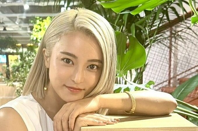 【 小島瑠璃子 】　活動再開を報告　「個人で活動していくことにいたしました」「元気な姿で活動していく様子をお届けできたら」|TBS NEWS DIG