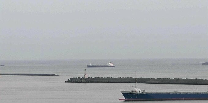 【速報・更新】貨物船と漁船が衝突　３人行方不明・１人意識不明　青森県・三沢市の沖合|TBS NEWS DIG