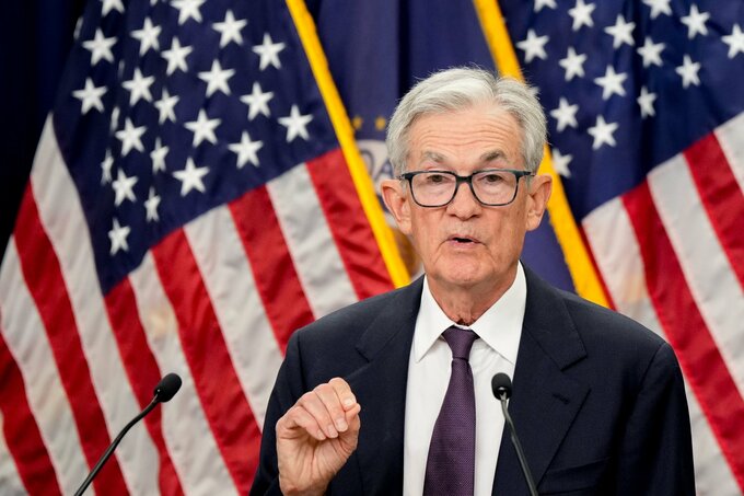 パウエル議長、FRBの結束保つ－トランプ氏の圧力でも反対は1人