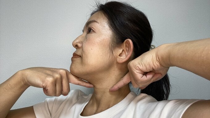 “飲みこむ力”でフェイスラインが変わる？…ごっくん筋を鍛えるエクササイズをやってみた　|　石川県のニュース｜MRO北陸放送