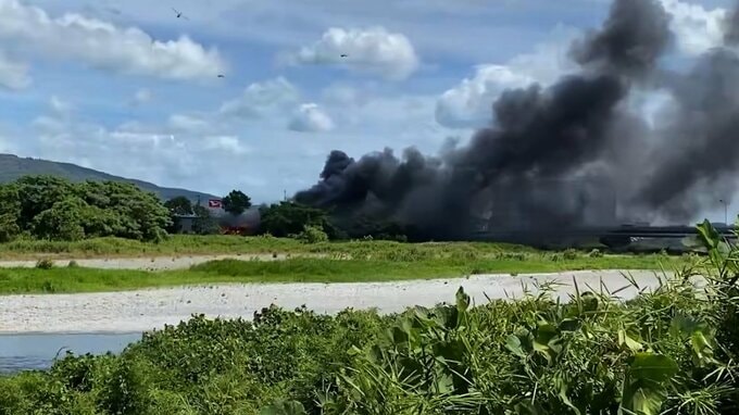 建設業者の敷地内の小屋3棟が全焼する火事　けが人・延焼はなし　資材や廃材が置かれていたとみられる【高知・安芸】　|　高知のニュース・天気｜KUTV NEWS | KUTVテレビ高知