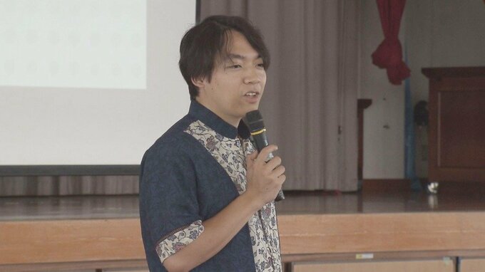 クイズ王・伊沢拓司さんが高校生と交流！那覇国際高校で進路講演会「まずは小さな目標を」|TBS NEWS DIG