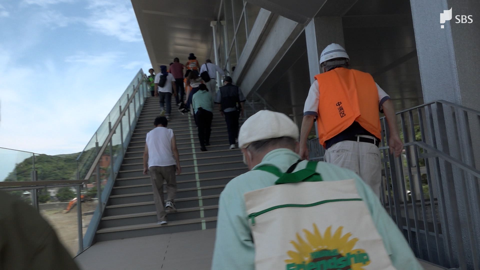 逃げろ！」命を守る避難訓練 “観光と防災”の機能を持つ施設完成 全国初