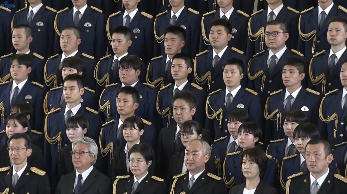 岩手 県警