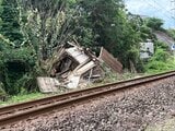 【速報】列車が沿線の倒壊した建物と接触 JR日豊本線の南延岡~高鍋運行見合わせ | MRTニュース | MRT宮崎放送