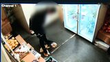 なんの恨みか? “防犯カメラ” に向かって『床に落としたバナナ3袋をめちゃくちゃに踏みつけ』 店は被害届を提出 熊本|TBS NEWS DIG