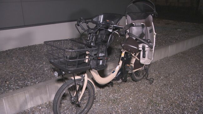乗用車と自転車が交差点で出合い頭に衝突　自転車に乗っていた41歳母親と7歳男児が重傷　4歳の男の子が軽傷　見通しの悪い交差点|TBS NEWS DIG