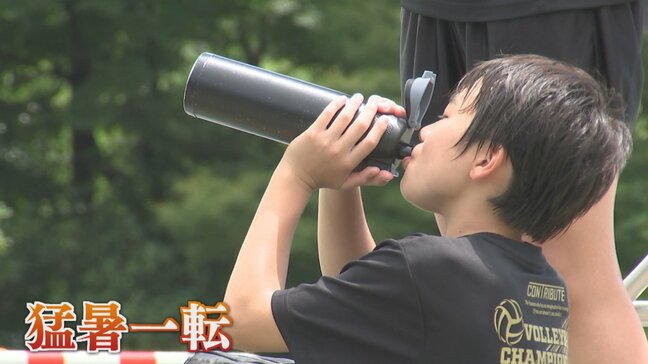 「海に入りたい…」甲府の最高気温は35.8℃ 3日連続で猛暑日 昼前から各地で天気が急変 北杜市ではひょう 山梨|TBS NEWS DIG
